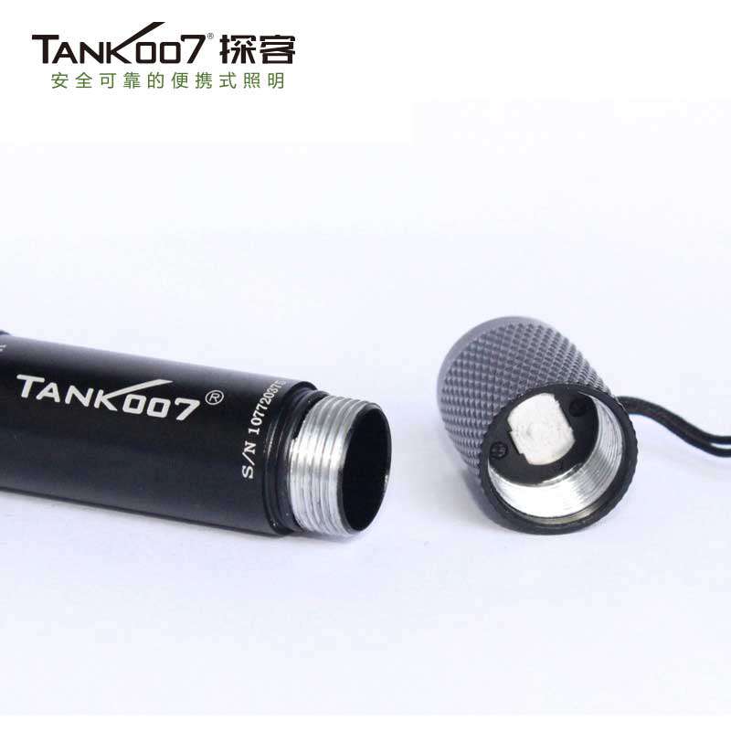1577511390450008.jpg 手電筒廠家